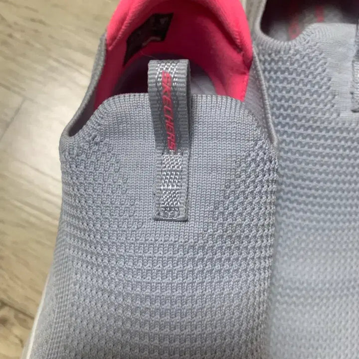 [BUNJANG] 스케처스  에어쿨 메모리폼 여성 스니커즈