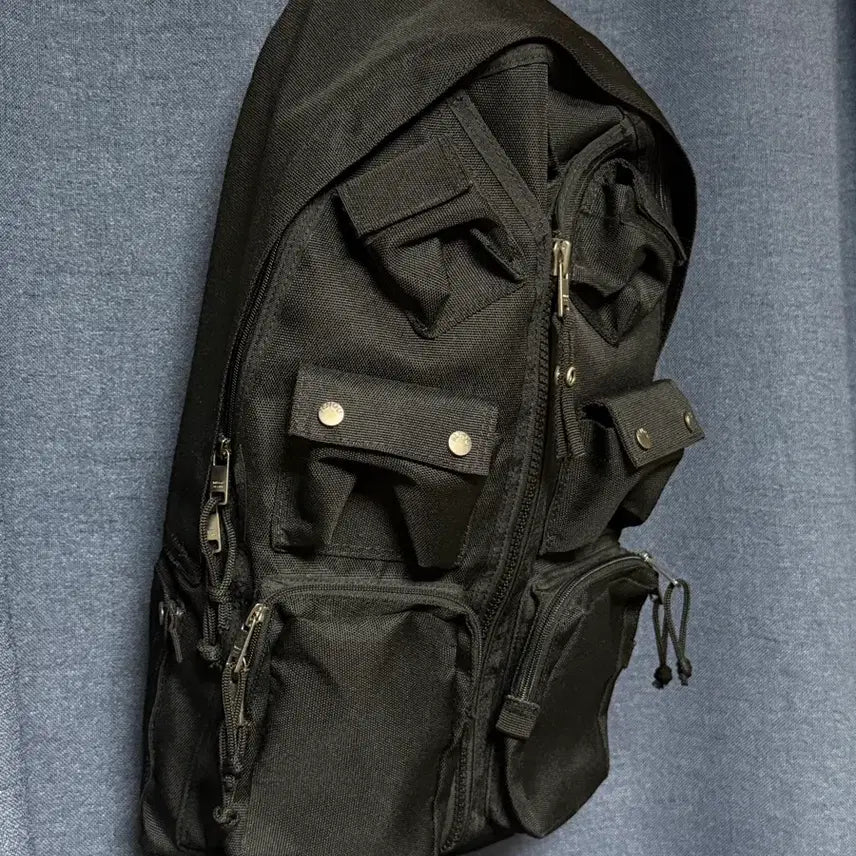 [BUNJANG] Mngu Logo Backpack Black / mngu 밍구 로고 플랙 재킷 풀리 백팩 블랙