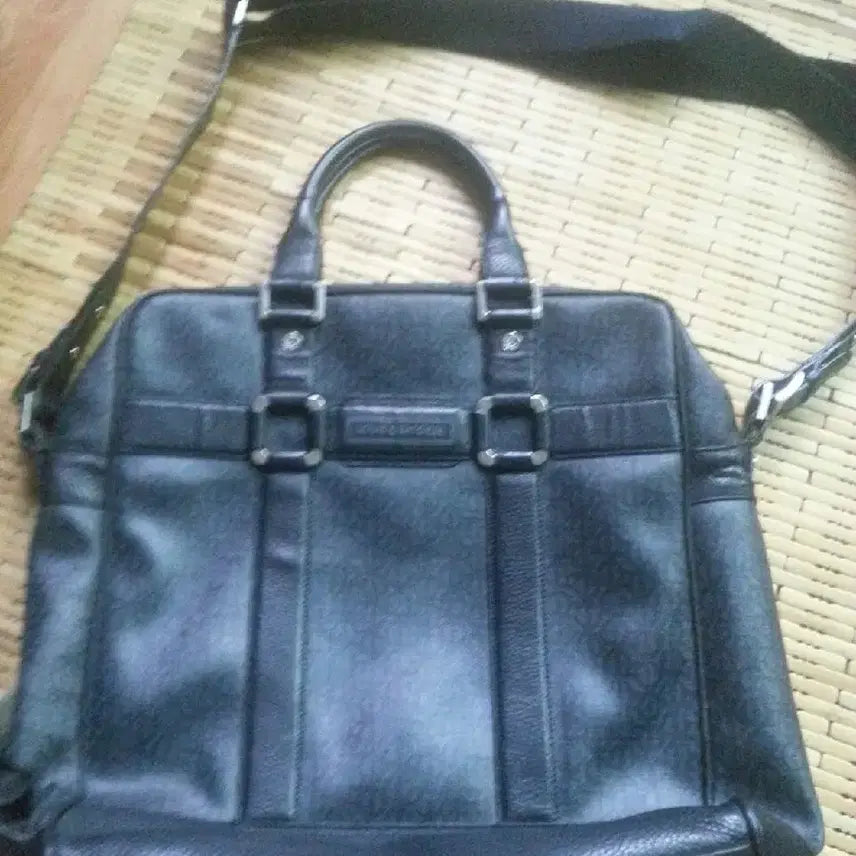 [BUNJANG] Louis Quatorze Crossbody Bag / 명품 특가~루이까또즈(정품)럭셔리한 디자인 멋진남성 브르프케이스 크로스백