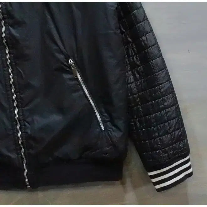 [BUNJANG] Adidas Old School Padded Blouson Jacket (Women's 95) / 아디다스 올드스쿨 패딩 블루종 점퍼 (여성95)