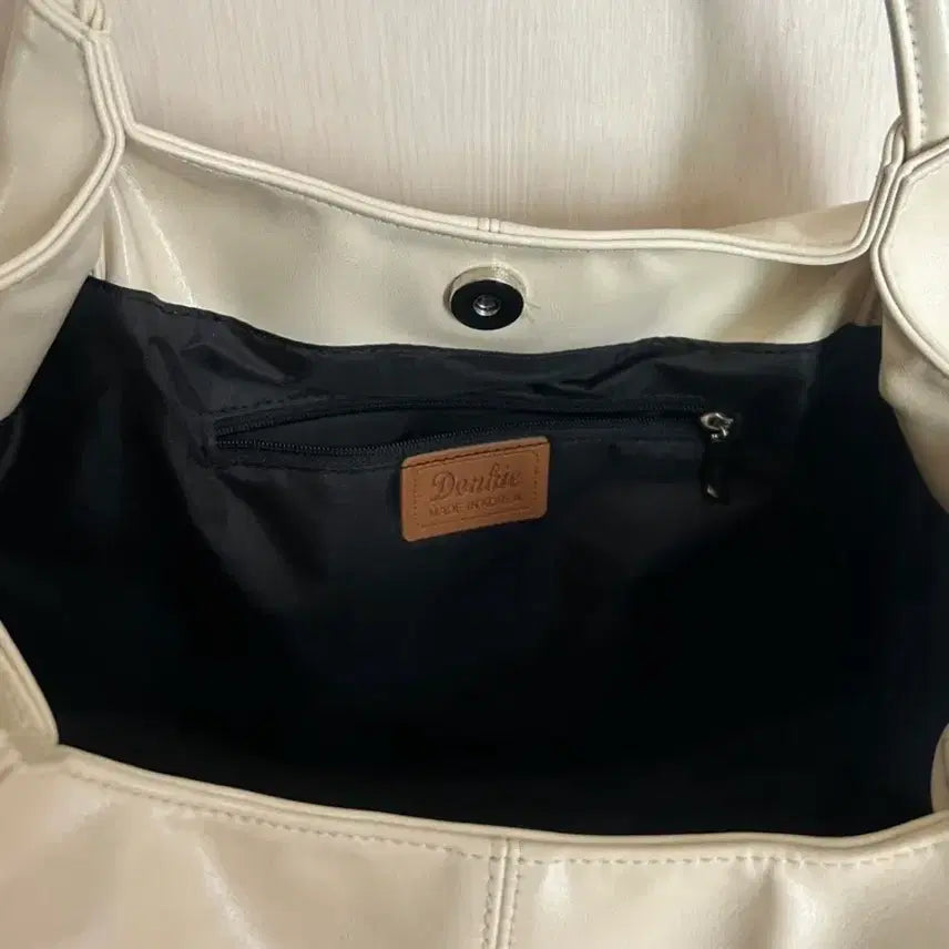 [BUNJANG] Donkey Cliff Shoulder Bag / 돈키 가방