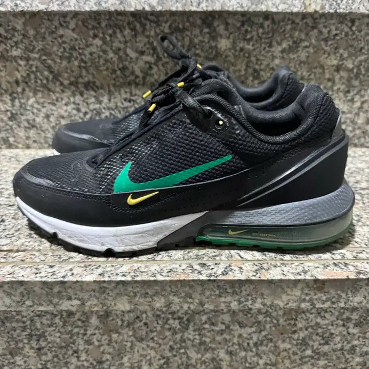 [BUNJANG] Nike Air Max Pulse 270 Sneakers / 나이키 에어 맥스 펄스 270 사이즈