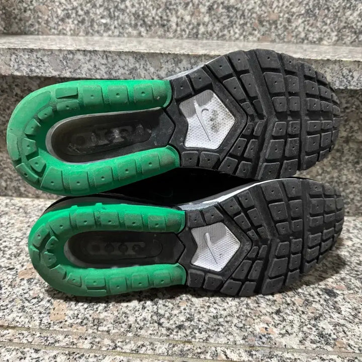 [BUNJANG] Nike Air Max Pulse 270 Sneakers / 나이키 에어 맥스 펄스 270 사이즈