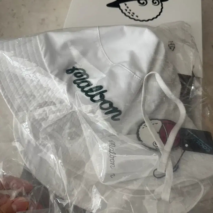 [BUNJANG] Malbon Golf Bucket Hat White / 말본 골프 버킷햇 화이트 새상품