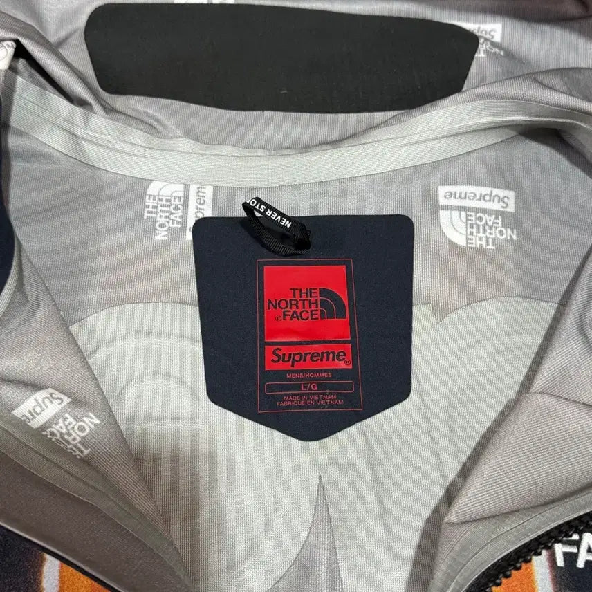 [BUNJANG] Supreme The North Face Shell Jacket (L) / 슈프림 노스페이스 바람막이 L 쉘자켓 타임스퀘어 s급 새거급