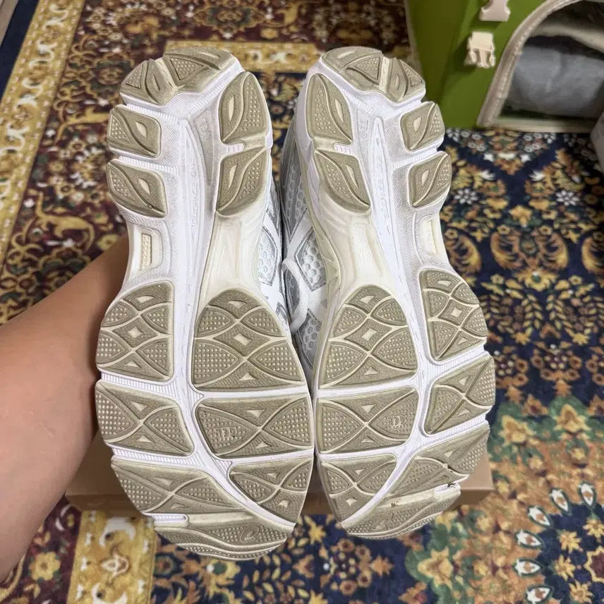 [BUNJANG] ASICS Gel Cumulus 16 Running Shoes / [270] ASICS 젤 큐물러스 16 1203A733-102