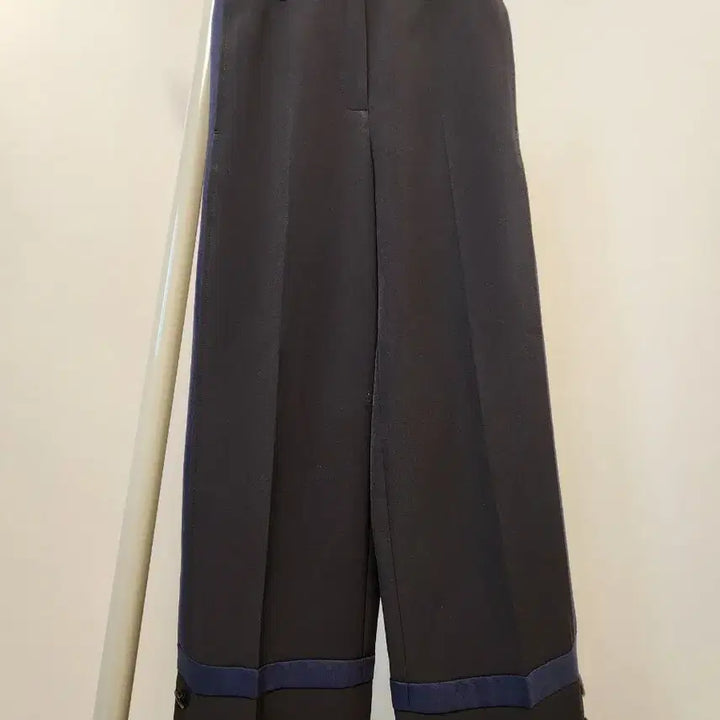 [BUNJANG] Lucky Chouette Women's Navy Pointed Pants / 럭키슈에뜨)여성팬츠