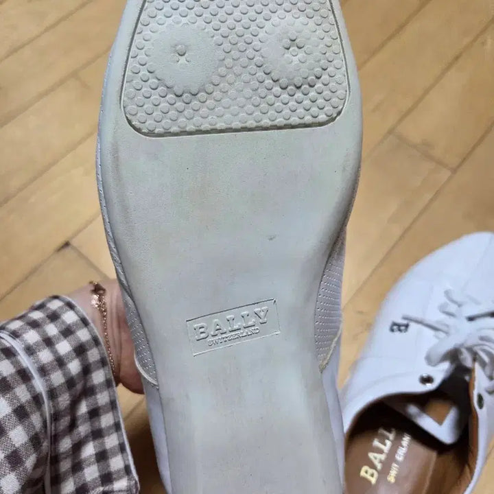 [BUNJANG] Bally Golf Shoes / Bally 발리 화이트 골프화