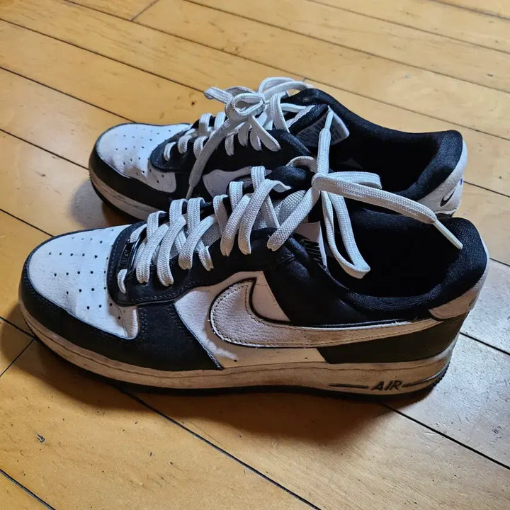 [BUNJANG] Nike Air Force 1 Black and White (275) / 나이키 에어포스 범고래 275