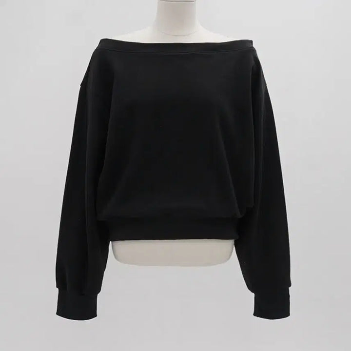 [BUNJANG] Daily Ju Suzan Crop Off-Shoulder Sweatshirt (Black) / 데일리쥬 수잔 크롭 오프숄더 맨투맨 (기모/블랙)