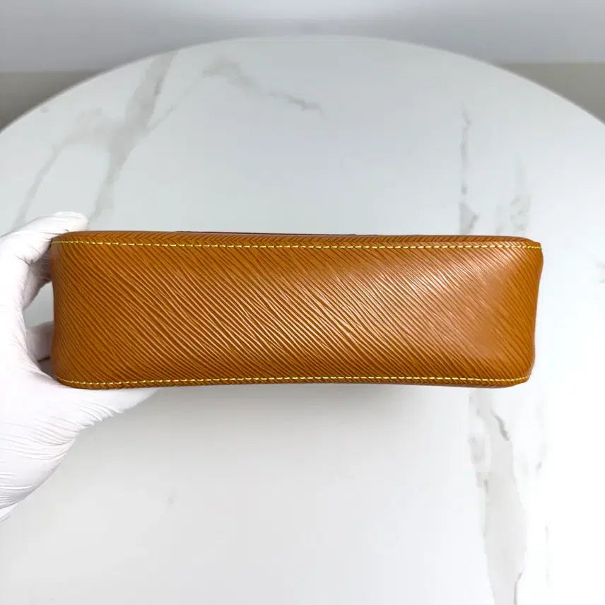 [BUNJANG] Louis Vuitton Marelle Bag / { OS / 풀구성 / 새상품급 } 루이비통 마렐