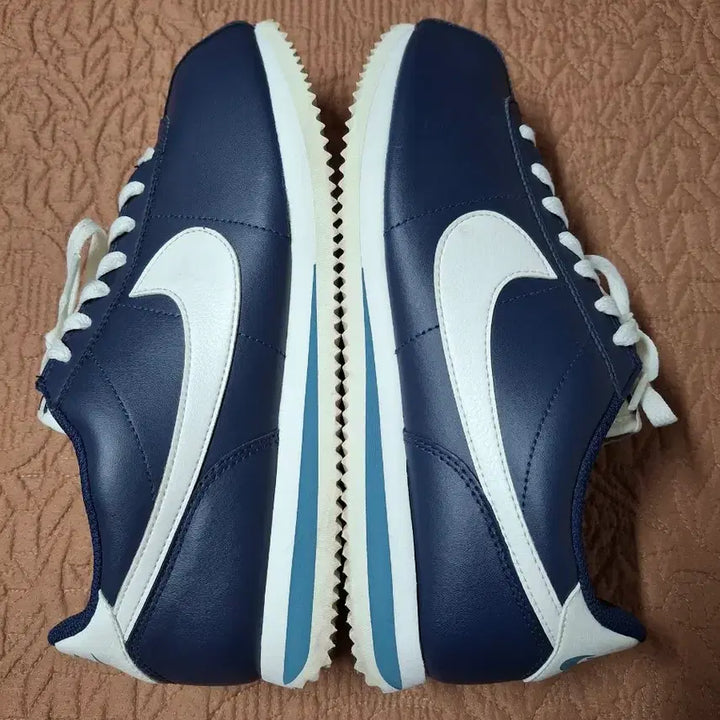 [SOLD OUT] 265 나이키 코르테즈 네이비 운동화 [1076]