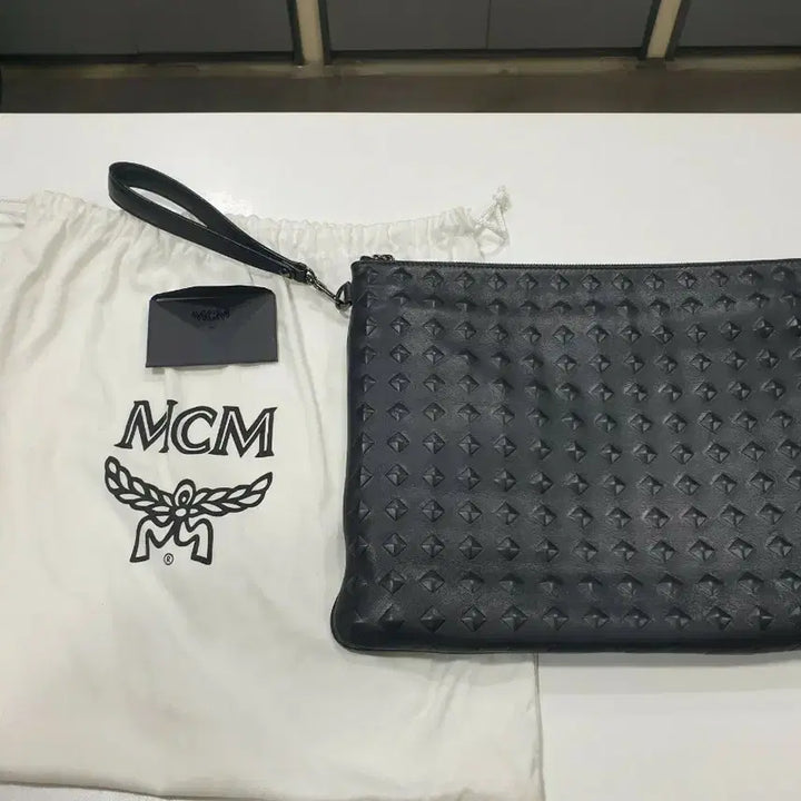 [BUNJANG] MCM Visetos Large Clutch Bag / MCM  비세토스 라지사이즈 클러치 백