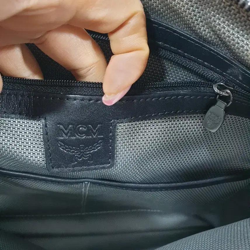 [BUNJANG] MCM Visetos Large Clutch Bag / MCM  비세토스 라지사이즈 클러치 백