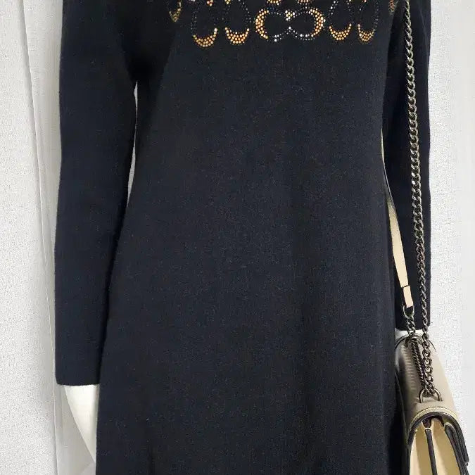 [BUNJANG] Long Knit Top / 상태굿 비즈 포인트 검정 롱니트..반품 45-51 길이 88