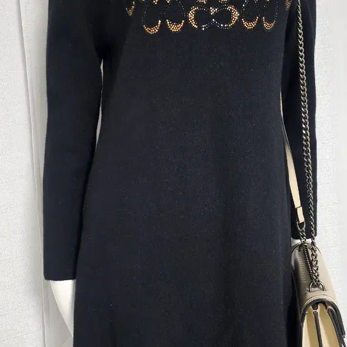 [BUNJANG] Long Knit Top / 상태굿 비즈 포인트 검정 롱니트..반품 45-51 길이 88