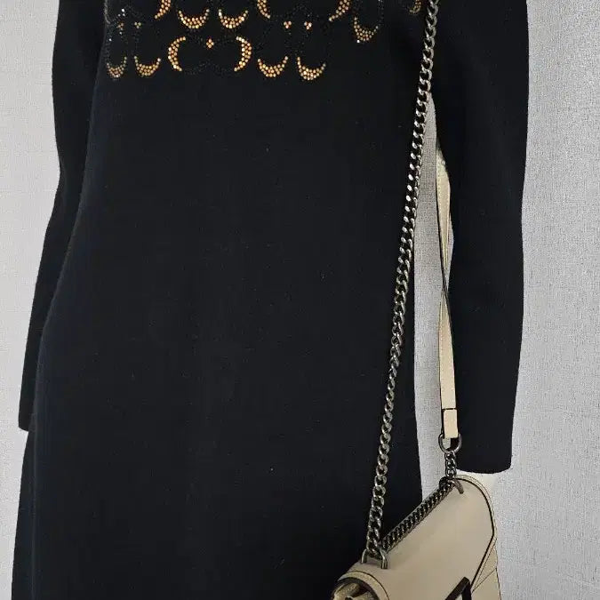 [BUNJANG] Long Knit Top / 상태굿 비즈 포인트 검정 롱니트..반품 45-51 길이 88