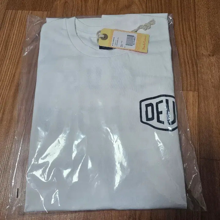 [BUNJANG] Deus Ex Machina White Long Sleeve T-shirt / 데우스 엑스 마키나 긴팔 티셔츠 화이트 L