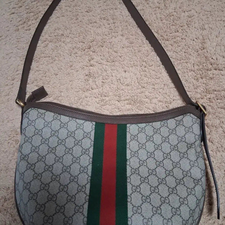 [BUNJANG] Gucci GG Shoulder Bag / 구찌GG숄더백