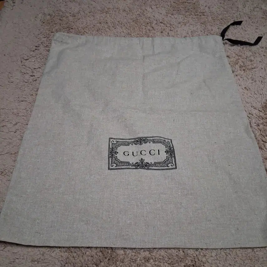 [BUNJANG] Gucci GG Shoulder Bag / 구찌GG숄더백