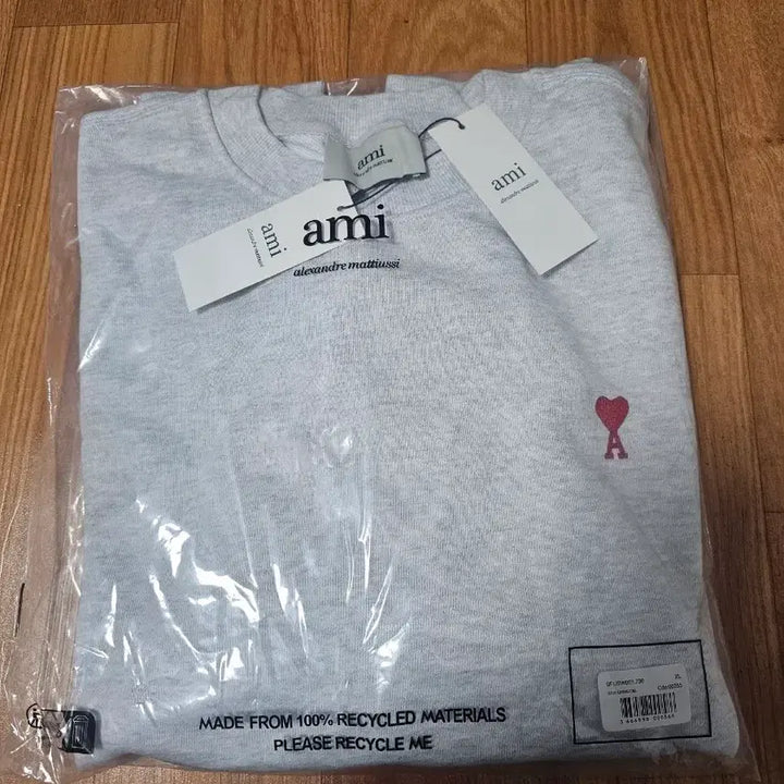 [SOLD OUT] 아미 스몰 하트 자수 맨투맨 그레이xl