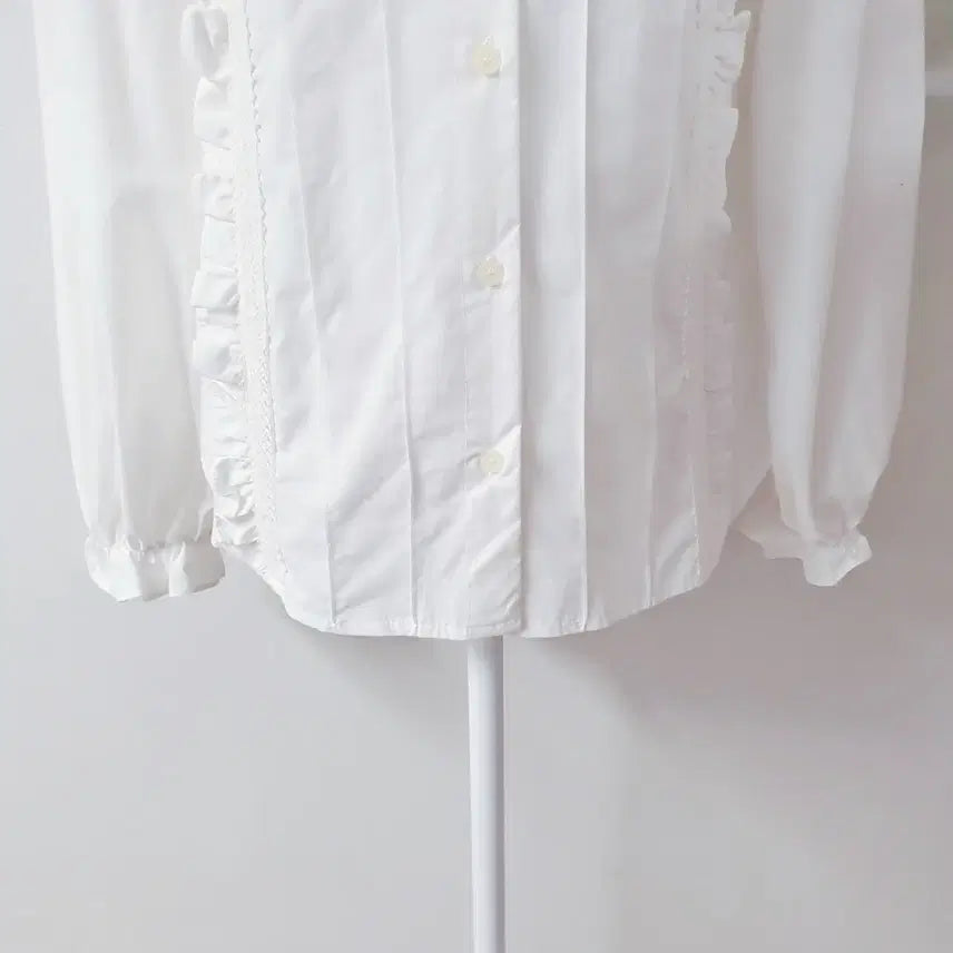 [BUNJANG] Lace Frill Blouse White / 레이스프릴 블라우스 55 66 화이트