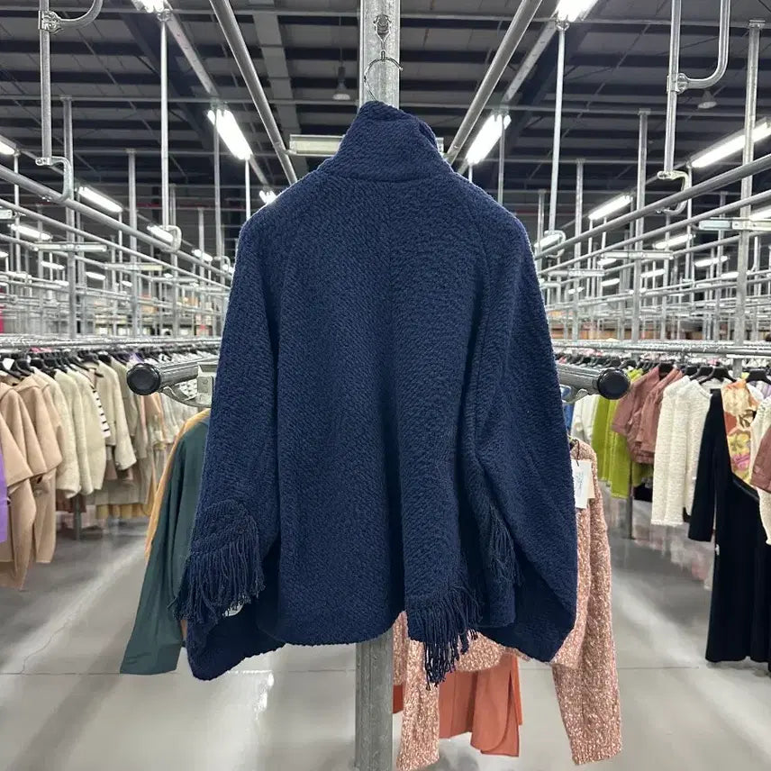 [BUNJANG] TIME Navy Neck Knit Top / TIME 타임 네이비 넥 니트 탑