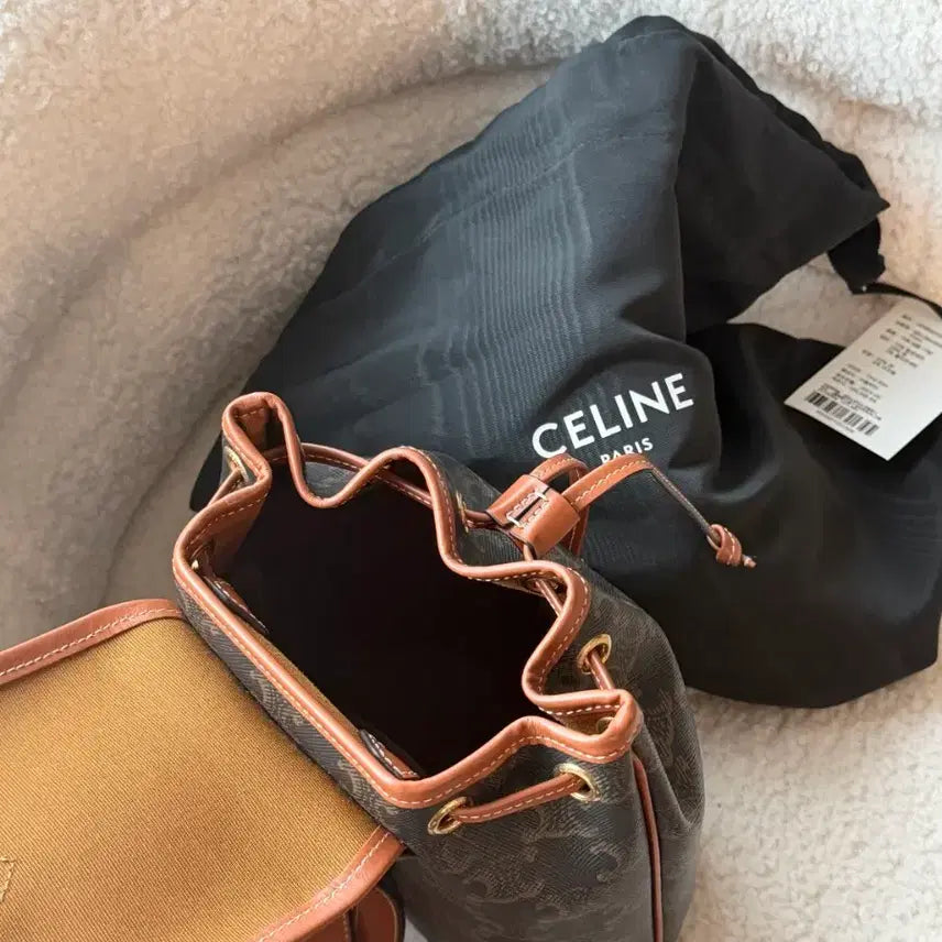 [BUNJANG] Celine Triomphe Backpack Brown / 셀린느 트리오페 백팩 브라운