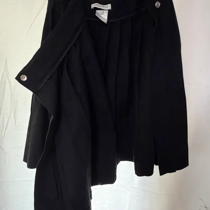 [BUNJANG] Loose Slipover Pleats Midi Button Layered Skirt (Size S) / 루즈슬립오버 플리츠 미디 버튼 레이어드 스커트 s