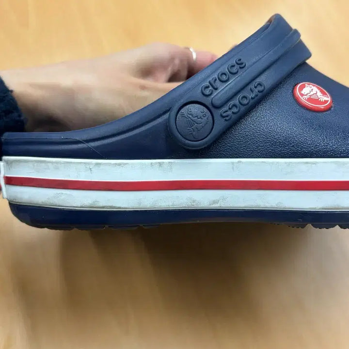 [BUNJANG] Crocs Navy (220) J3 / 크록스 네이비 (220) j3