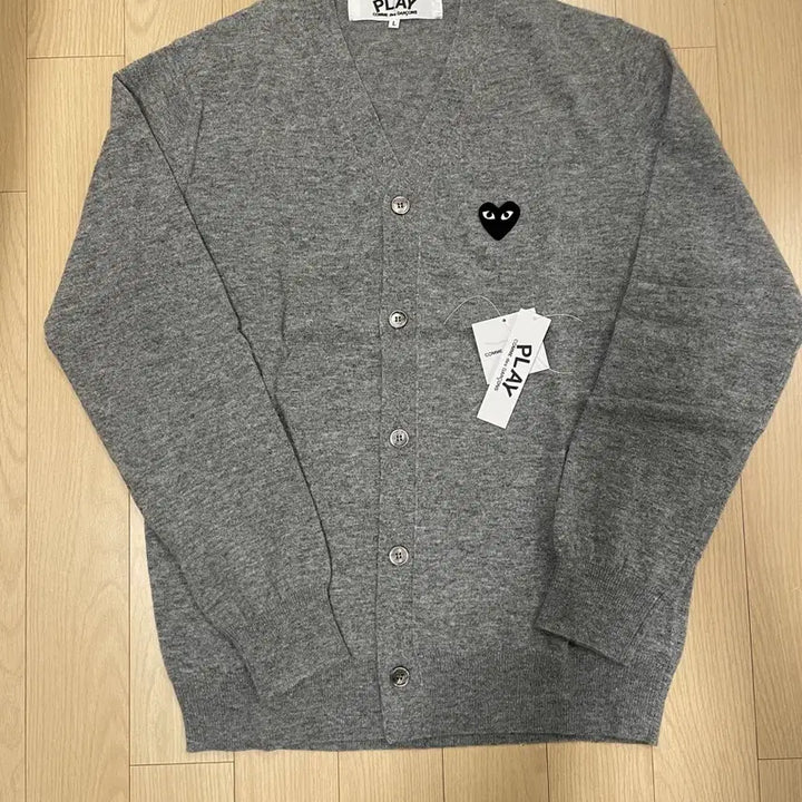 [BUNJANG] Comme des Garcons Black Emblem Cardigan / [시착 1회] 꼼데가르송 블랙와펜 가디건 그레이 남자 L