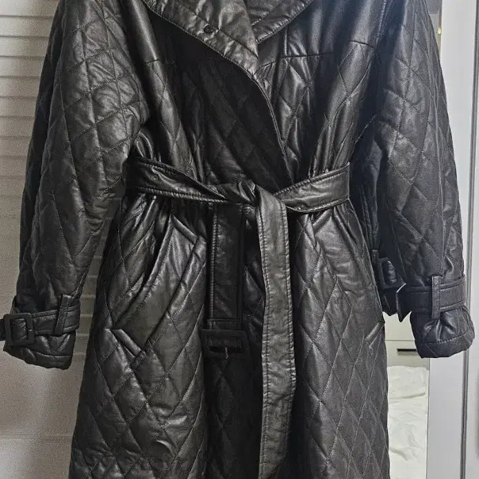 [BUNJANG] Quilted Leather Long Trench Coat / 퀼팅 레더 롱 트렌치 코트100~105