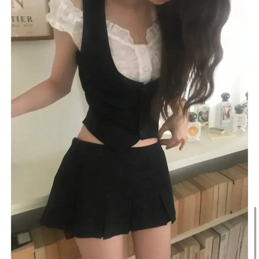 [BUNJANG] Cloudemotion Turn Pleats Low Mini Skirt / 클라우드이모션 턴 플리츠 로우 미니 스커트