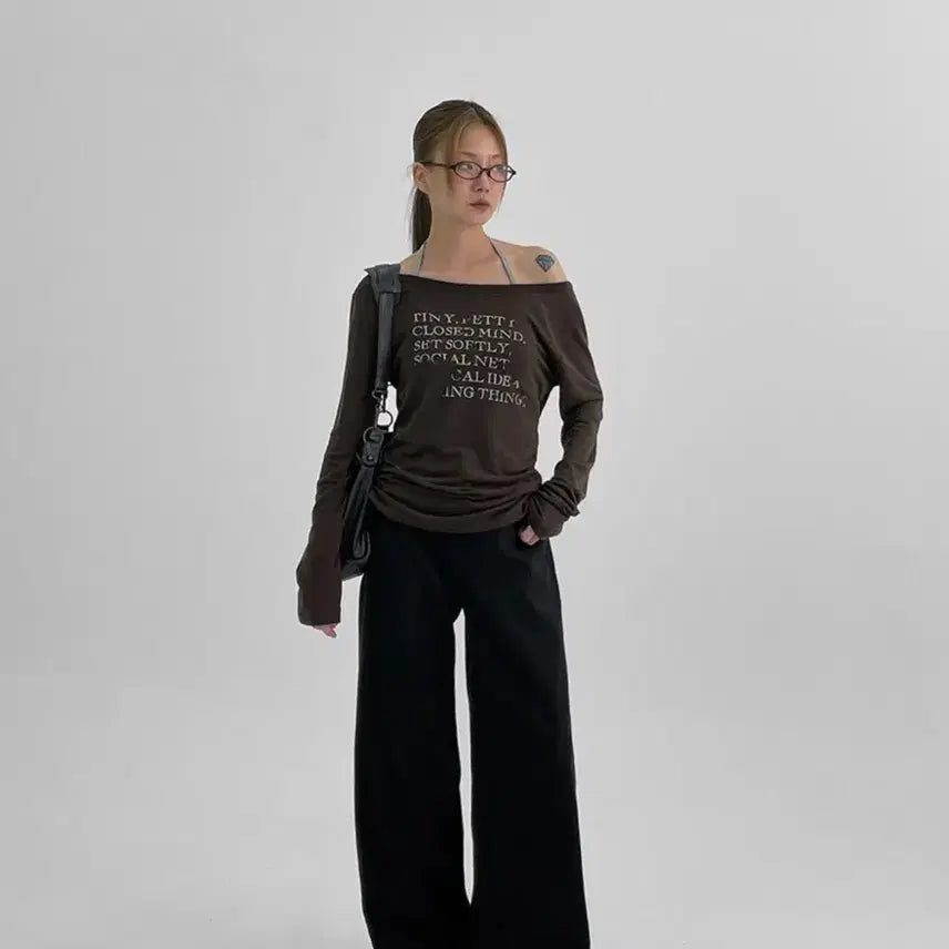 [BUNJANG] Blackup Brown Off-Shoulder Long Sleeve Top / (블랙업 / 새제품) 브라운 오프숄더 긴팔티 슬리브티