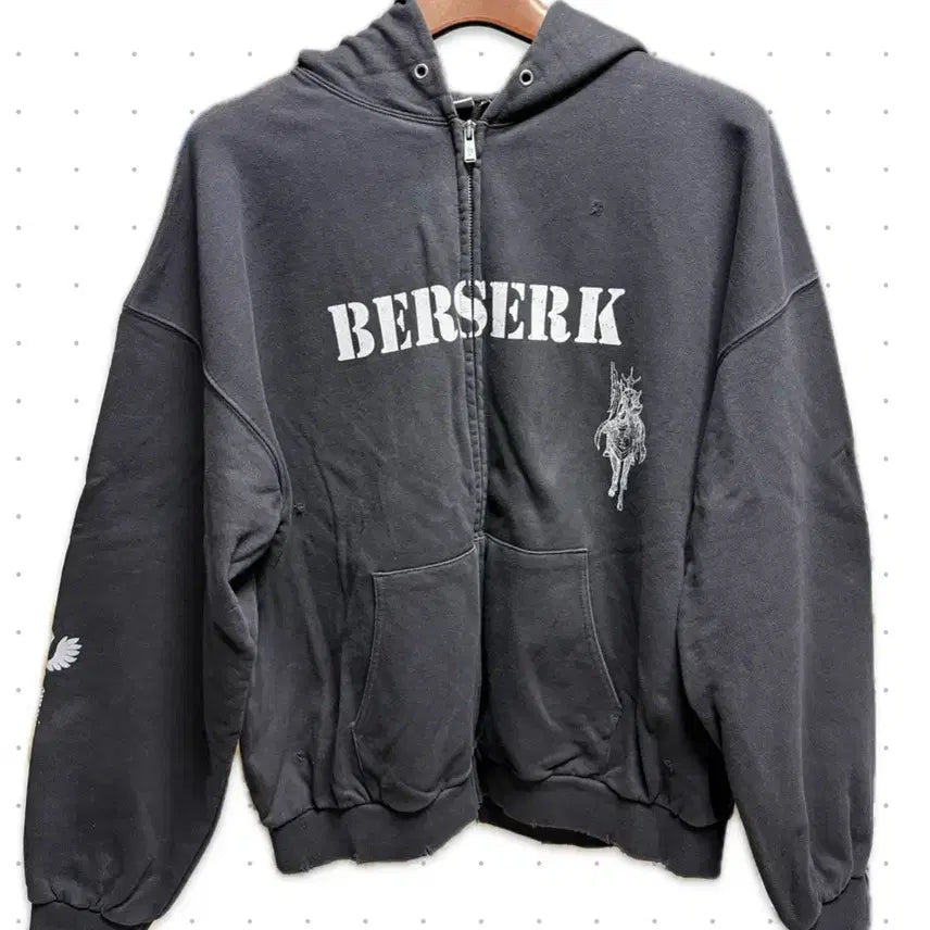 [BUNJANG] Polytelu Berserk Zip Hoodie (Size 4) / 폴리테루 베르세르크 집후디 4사이즈