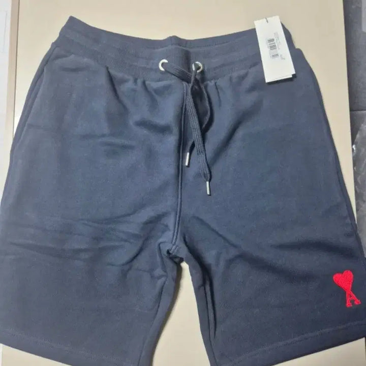 [BUNJANG] BTS Army Heart Logo Shorts (Black/Gray/Navy) / 큐알인증 아미 하트 로고 반바지 블랙/그레이/네이비