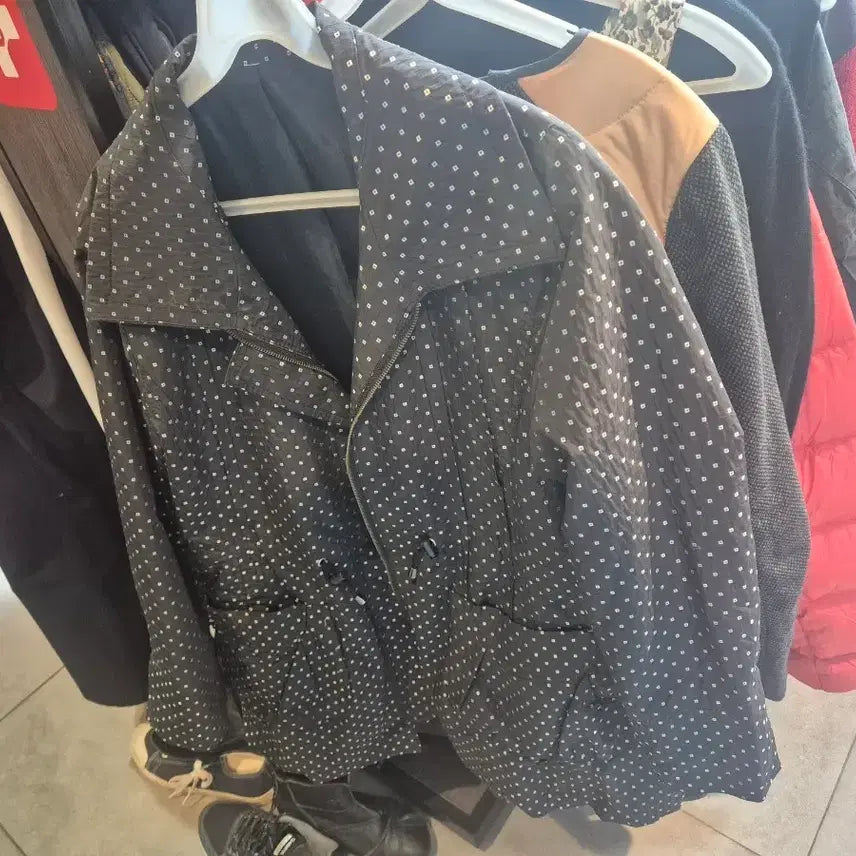 [BUNJANG] Unspecified Pattern Black Women's Jacket / 패턴 블랙 여성 자켓