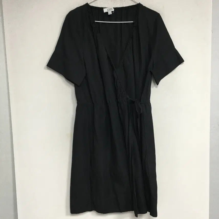 [SOLD OUT] COS 코스 린넨 랩 원피스 xs