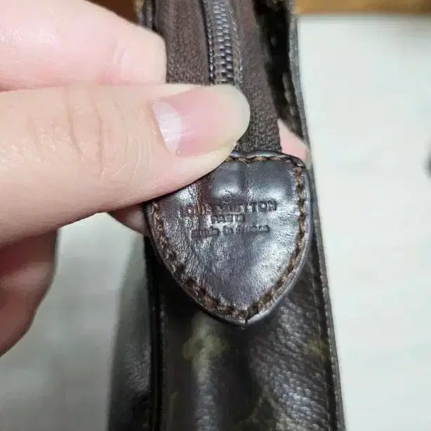 [BUNJANG] Louis Vuitton Monogram Brown Clutch Bag / 루이비통 모노그램 클러치백 브라운
