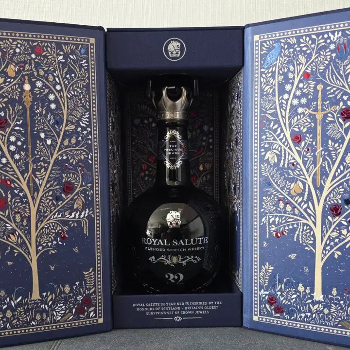 [BUNJANG] Royal Salute 21/32 Year Empty Bottle Case / 로얄 살루트 21년 32년산 공병 캐이스