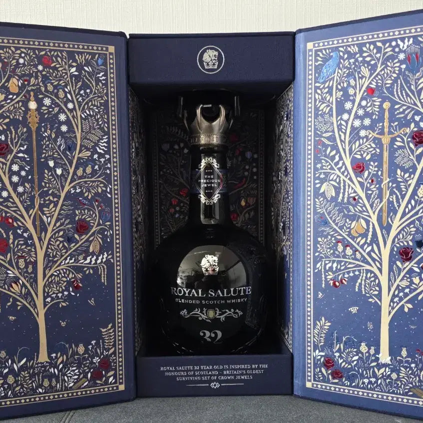 [BUNJANG] Royal Salute 21/32 Year Empty Bottle Case / 로얄 살루트 21년 32년산 공병 캐이스