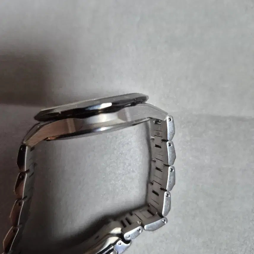 [BUNJANG] Casio Oceanus OCW-S2000B Titanium DLC Watch / 카시오 오셔너스 ocw-s2000b 티타늄 dlc