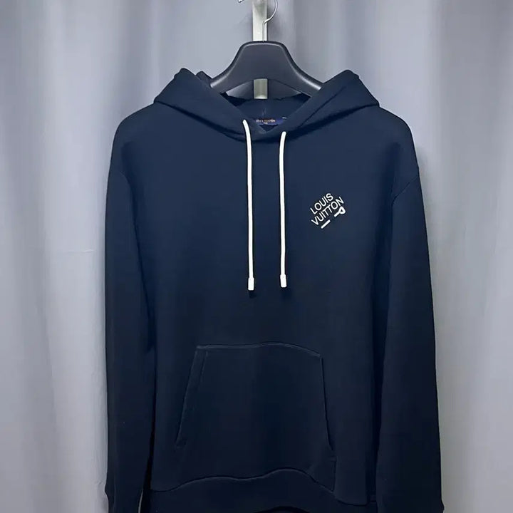 [BUNJANG] Louis Vuitton Embroidered Signature Hoodie Black / [정품] XL 루이비통 엠브로이더드 시그니처 후드티 블랙
