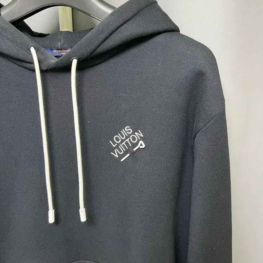 [BUNJANG] Louis Vuitton Embroidered Signature Hoodie Black / [정품] XL 루이비통 엠브로이더드 시그니처 후드티 블랙