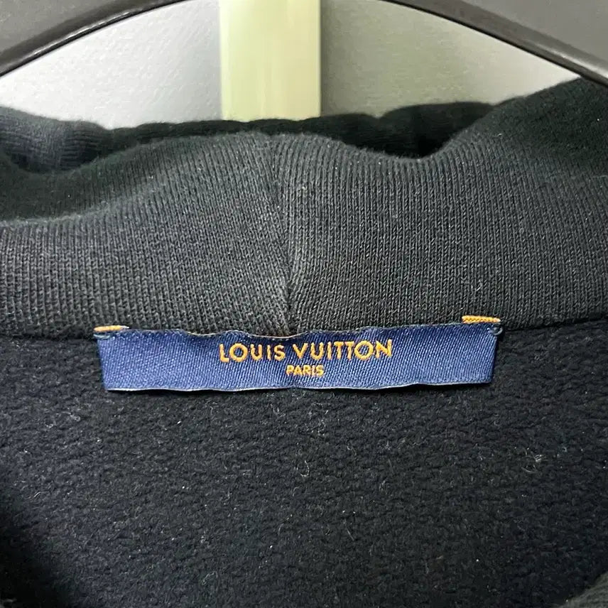 [BUNJANG] Louis Vuitton Embroidered Signature Hoodie Black / [정품] XL 루이비통 엠브로이더드 시그니처 후드티 블랙