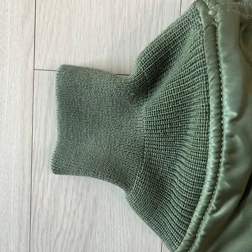 [BUNJANG] Alpha Industries MA-1 Regular Fit Sage Green / 알파인더스트리 ma-1 레귤러핏 세이지그린