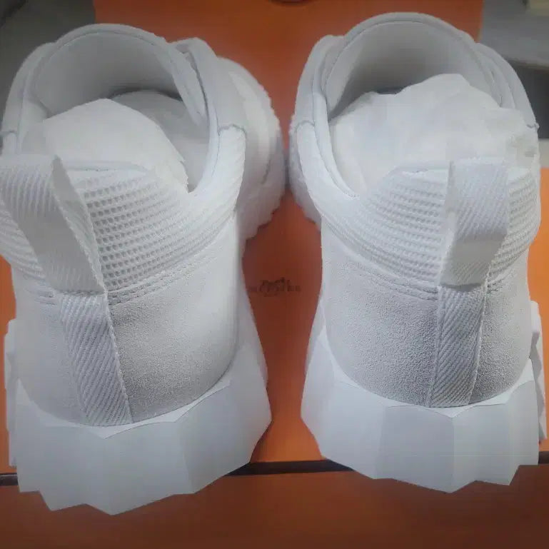 [BUNJANG] Hermes Bouncing Mesh Sneakers / 에르메스 바운싱스니커즈44