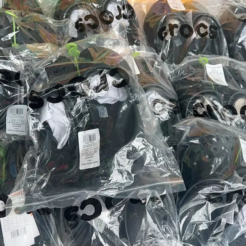 [BUNJANG] M5/W7 Crocs Classic Platform Clog / M5/W7 크록스 클래식플랫폼 클로그240사이즈