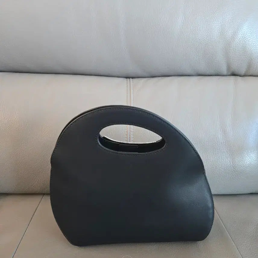 [BUNJANG] Couronne Leather Tote Bag / 쿠론 Sphere 소가죽 토트백  (새 상품)