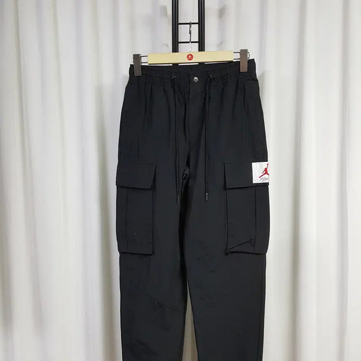 [SOLD OUT] 20년 나이키 조던 남성 트레이닝팬츠 허리끈조절 30-31 오일장